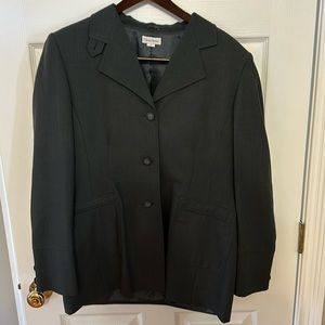 Greta Garbo slate blue jacket.